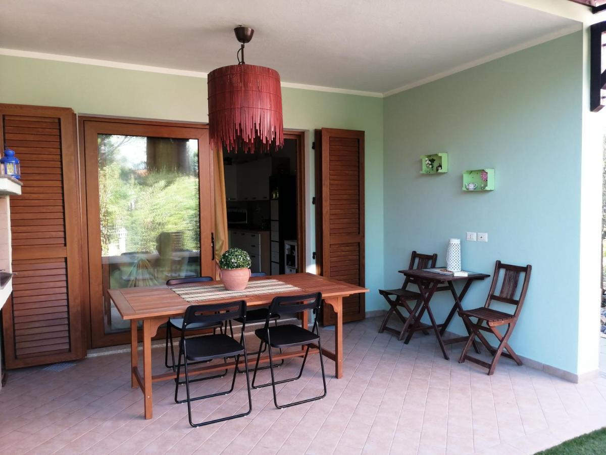 ポルト・ピノ Casa Lorleoヴィラ エクステリア 写真